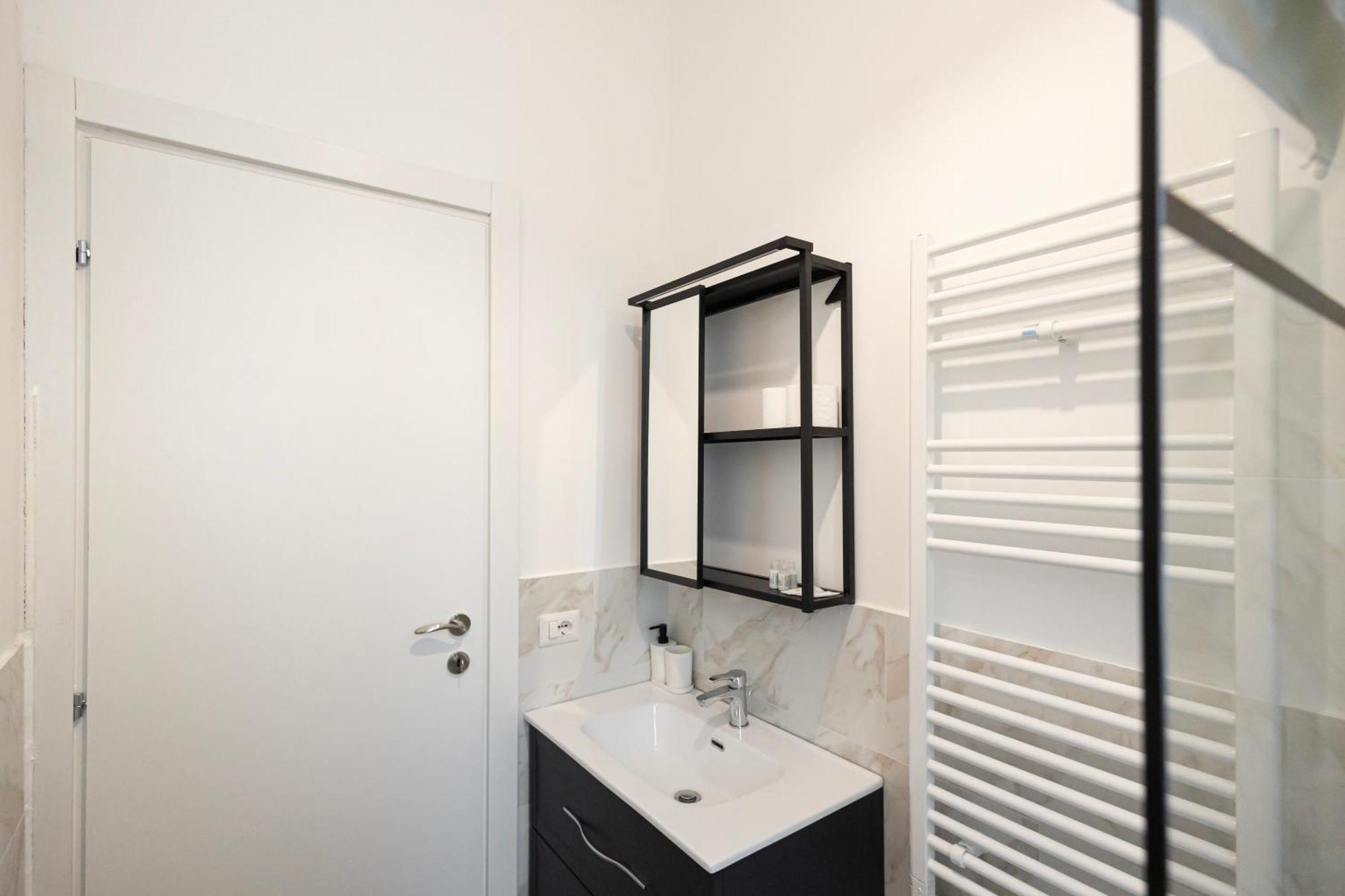 Apartamento Nuovissimo Bilocale In Zona Risorgimento *